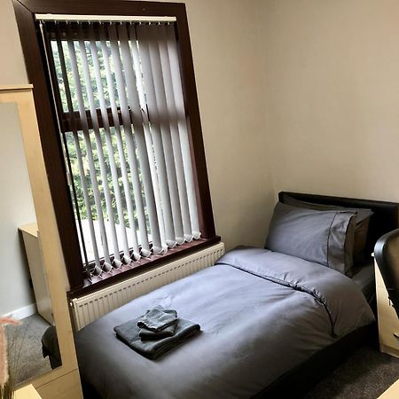 Executive Or Large Family 5-Bed House - Hosted By Hutch Lifestyle Villa Coventry Kültér fotó