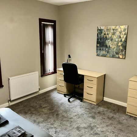 Executive Or Large Family 5-Bed House - Hosted By Hutch Lifestyle Villa Coventry Kültér fotó