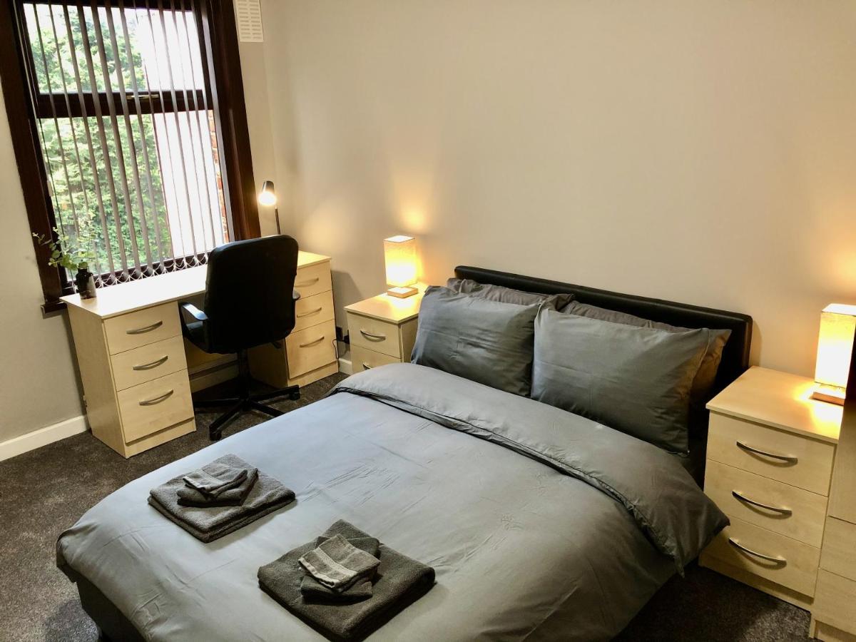 Executive Or Large Family 5-Bed House - Hosted By Hutch Lifestyle Villa Coventry Kültér fotó