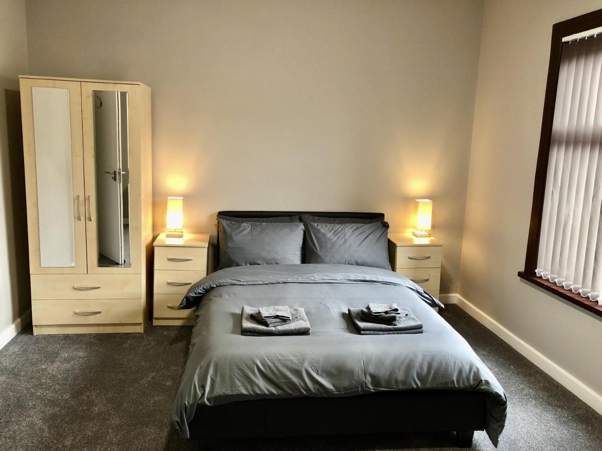 Executive Or Large Family 5-Bed House - Hosted By Hutch Lifestyle Villa Coventry Kültér fotó