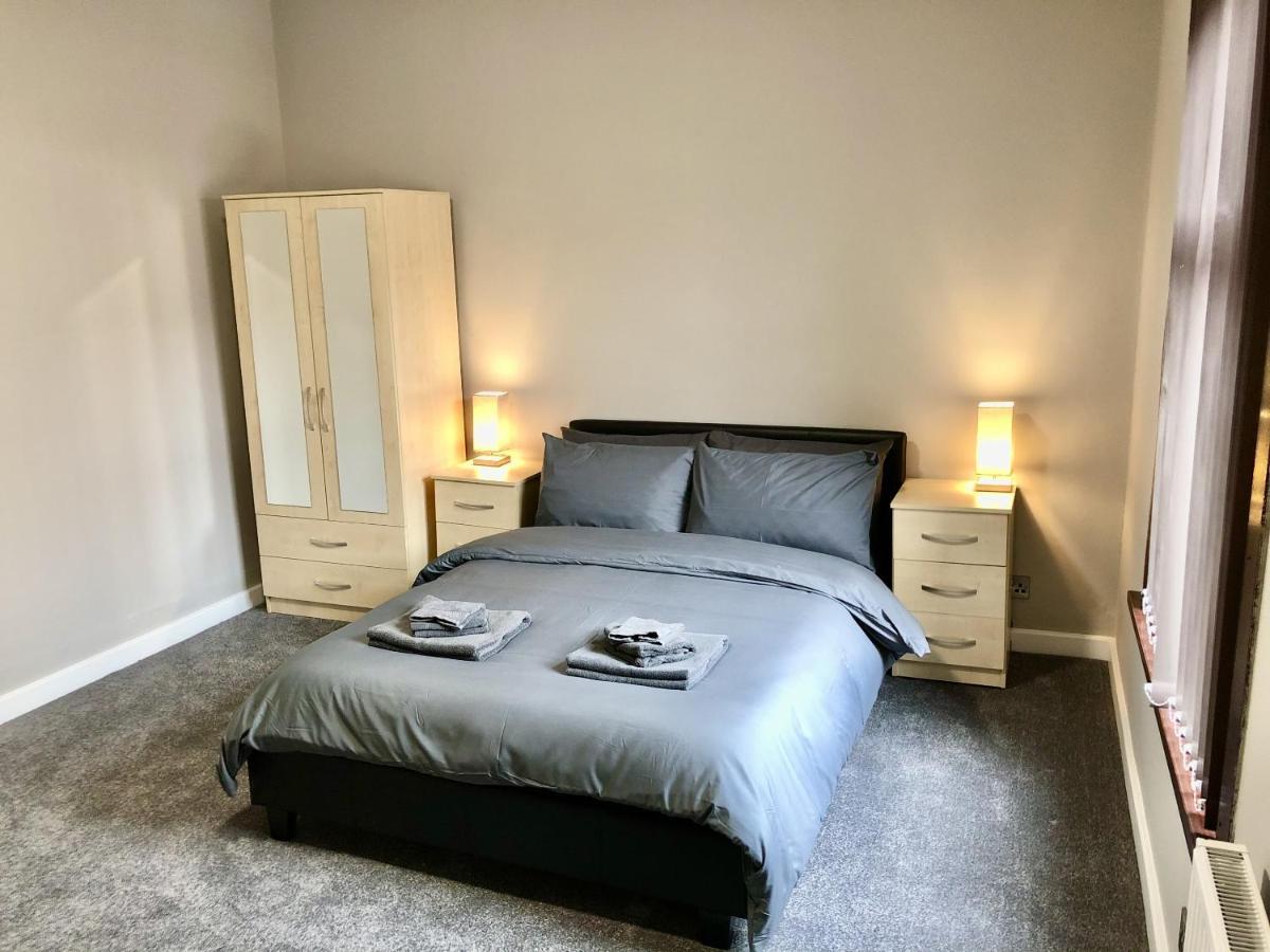 Executive Or Large Family 5-Bed House - Hosted By Hutch Lifestyle Villa Coventry Kültér fotó