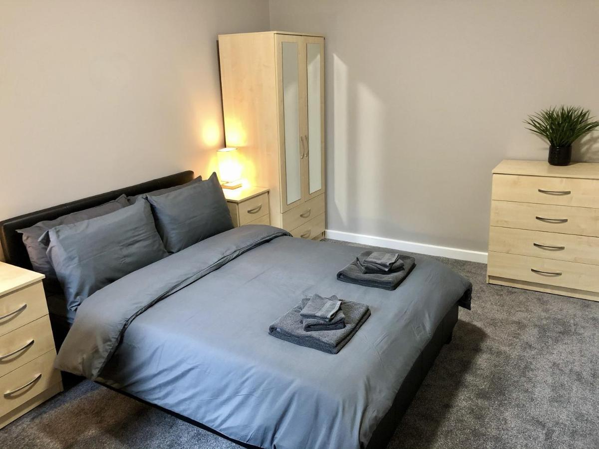Executive Or Large Family 5-Bed House - Hosted By Hutch Lifestyle Villa Coventry Kültér fotó